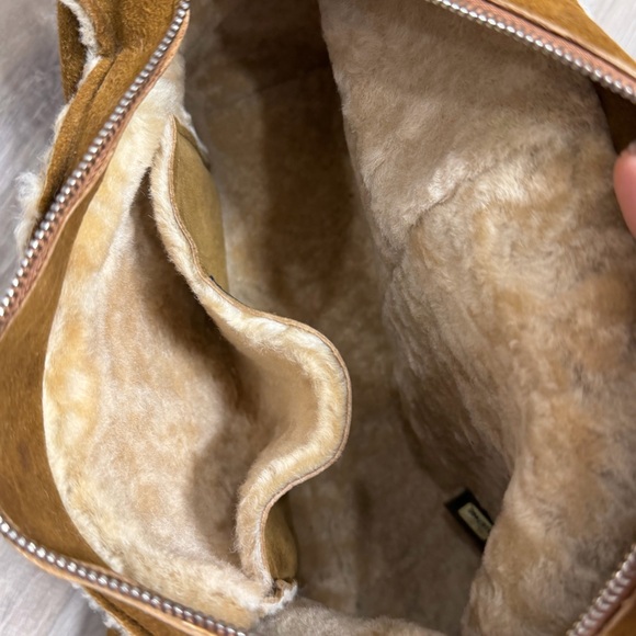 CHANEL Tan/Brown Shearling Mouton Crossbody Bag - Picture 16 of 16